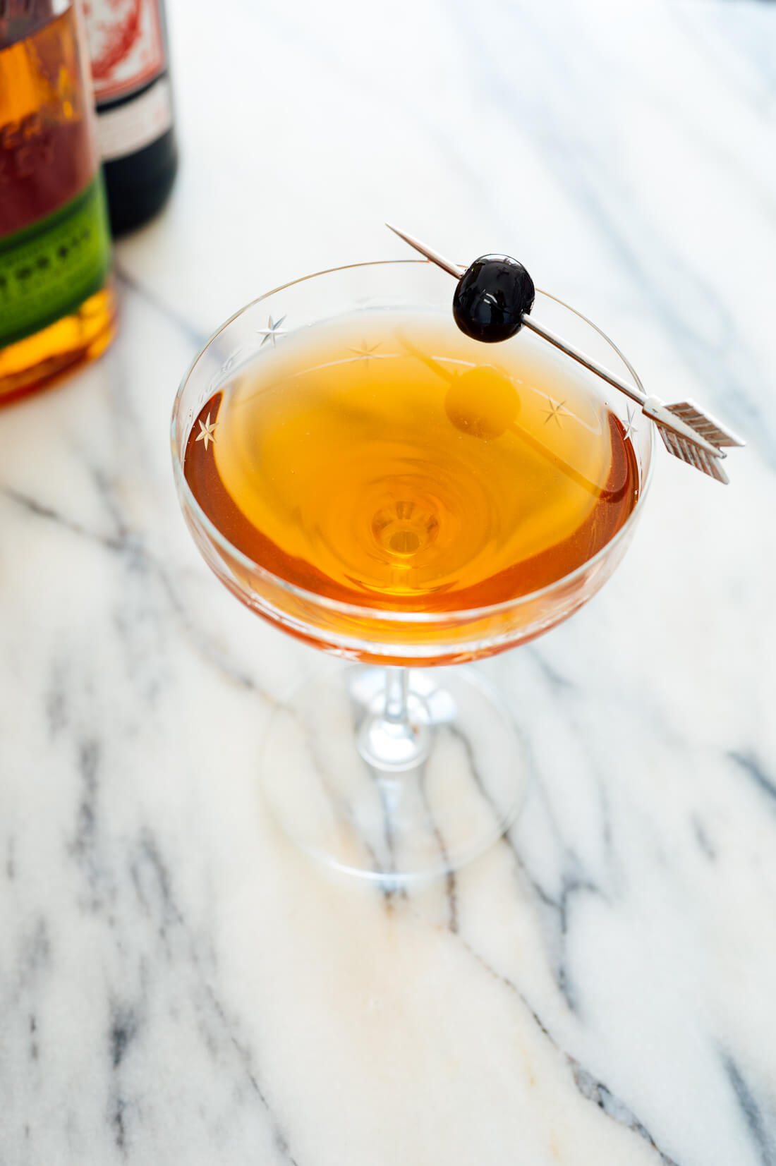 Classic Manhattan cocktail recipe